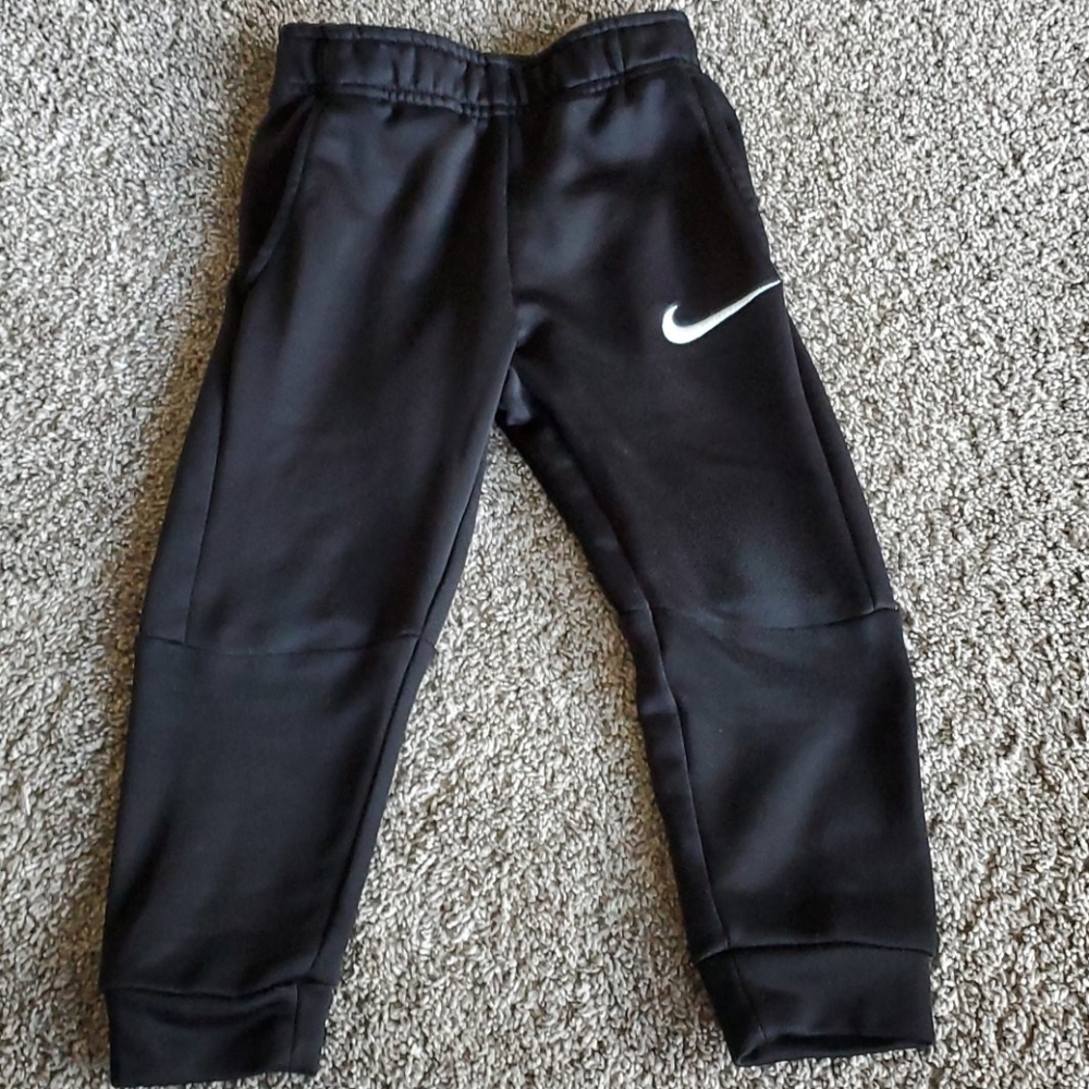 Nike joggers